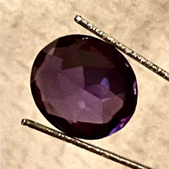 Natural Unheated Purple Sapphire 5.5 ct - Picture 4 of 4